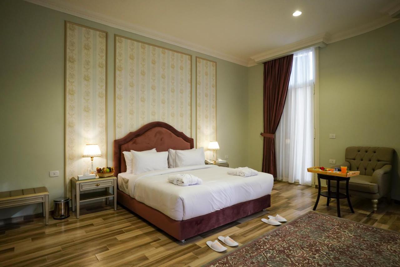 Savoy Hotel Elminya Экстерьер фото
