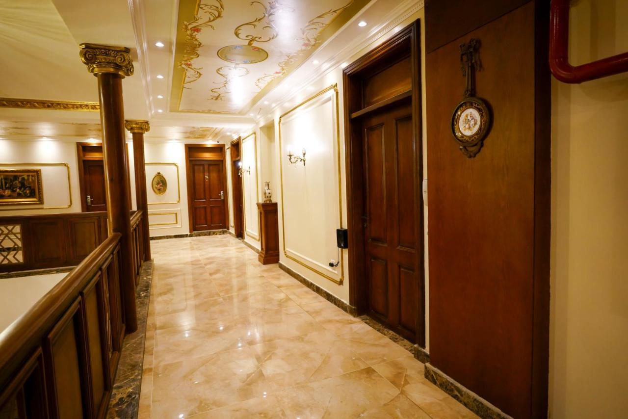 Savoy Hotel Elminya Экстерьер фото
