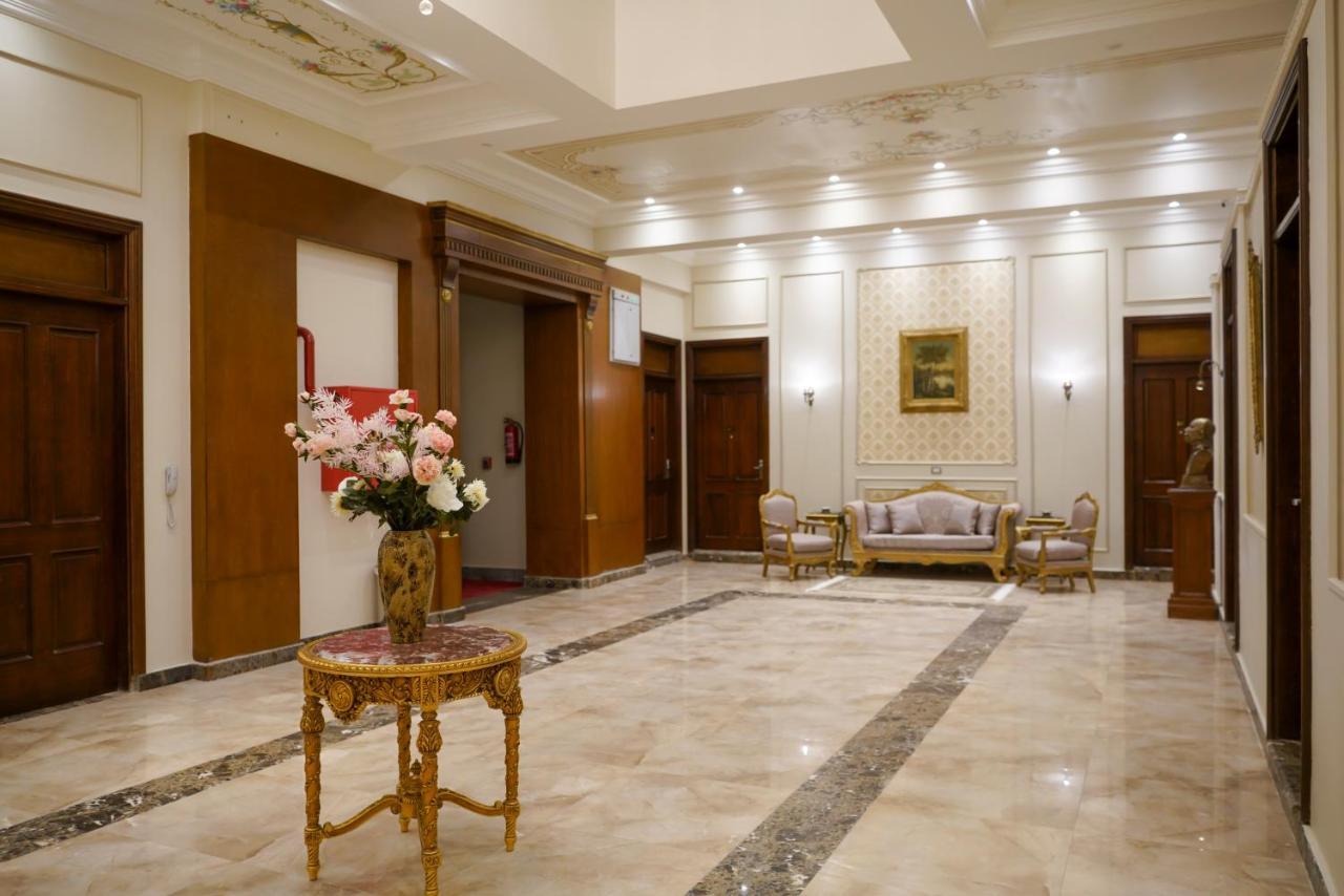 Savoy Hotel Elminya Экстерьер фото
