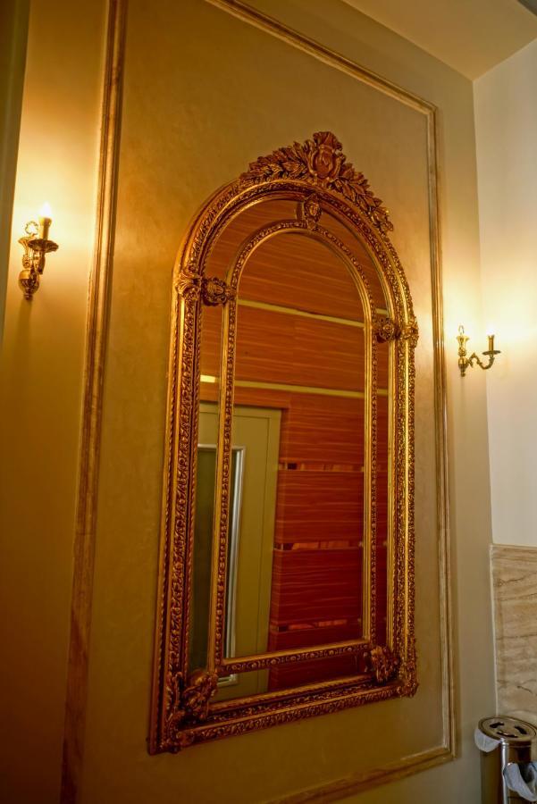 Savoy Hotel Elminya Экстерьер фото
